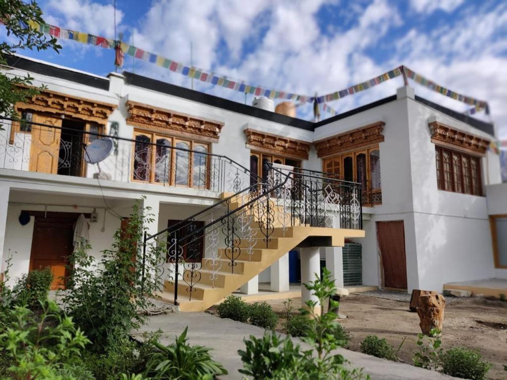 Sernang Homestay Hundar Εξωτερικό φωτογραφία